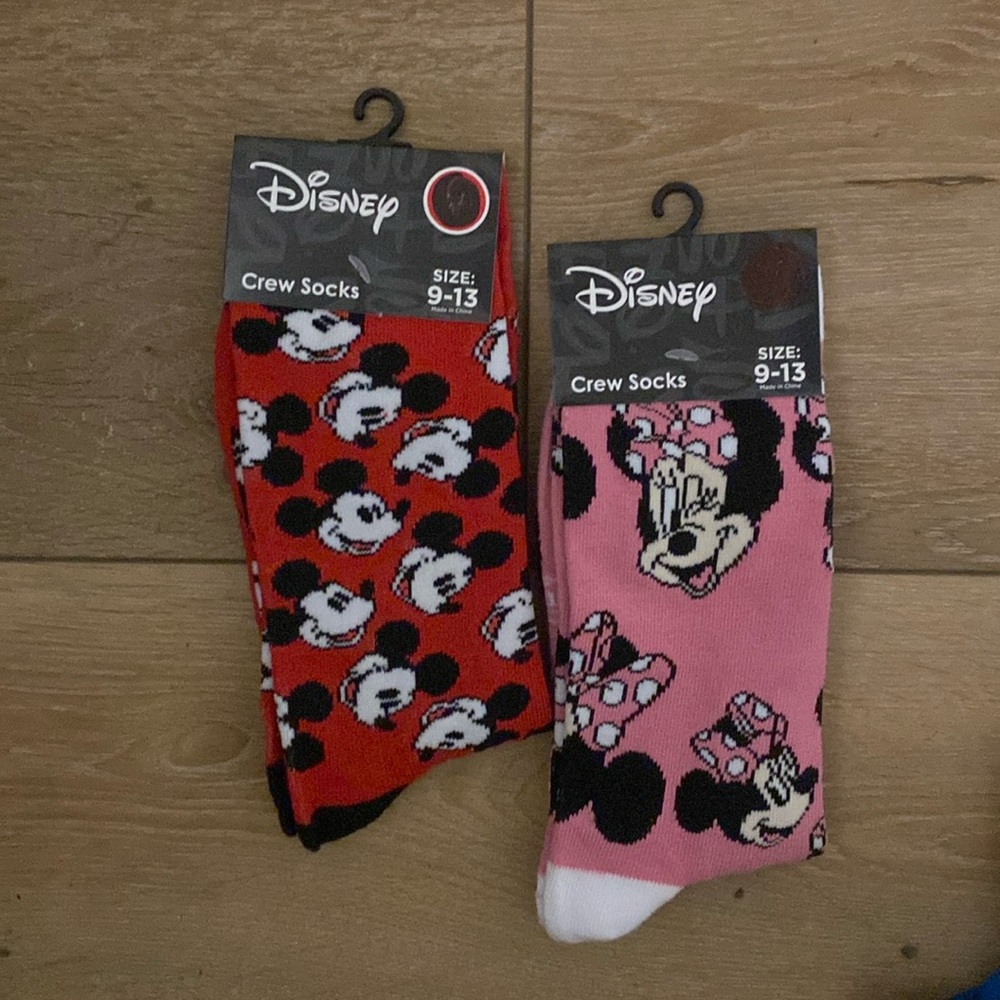 NWT Disney Mickey & Minnie Mouse Crew Socks